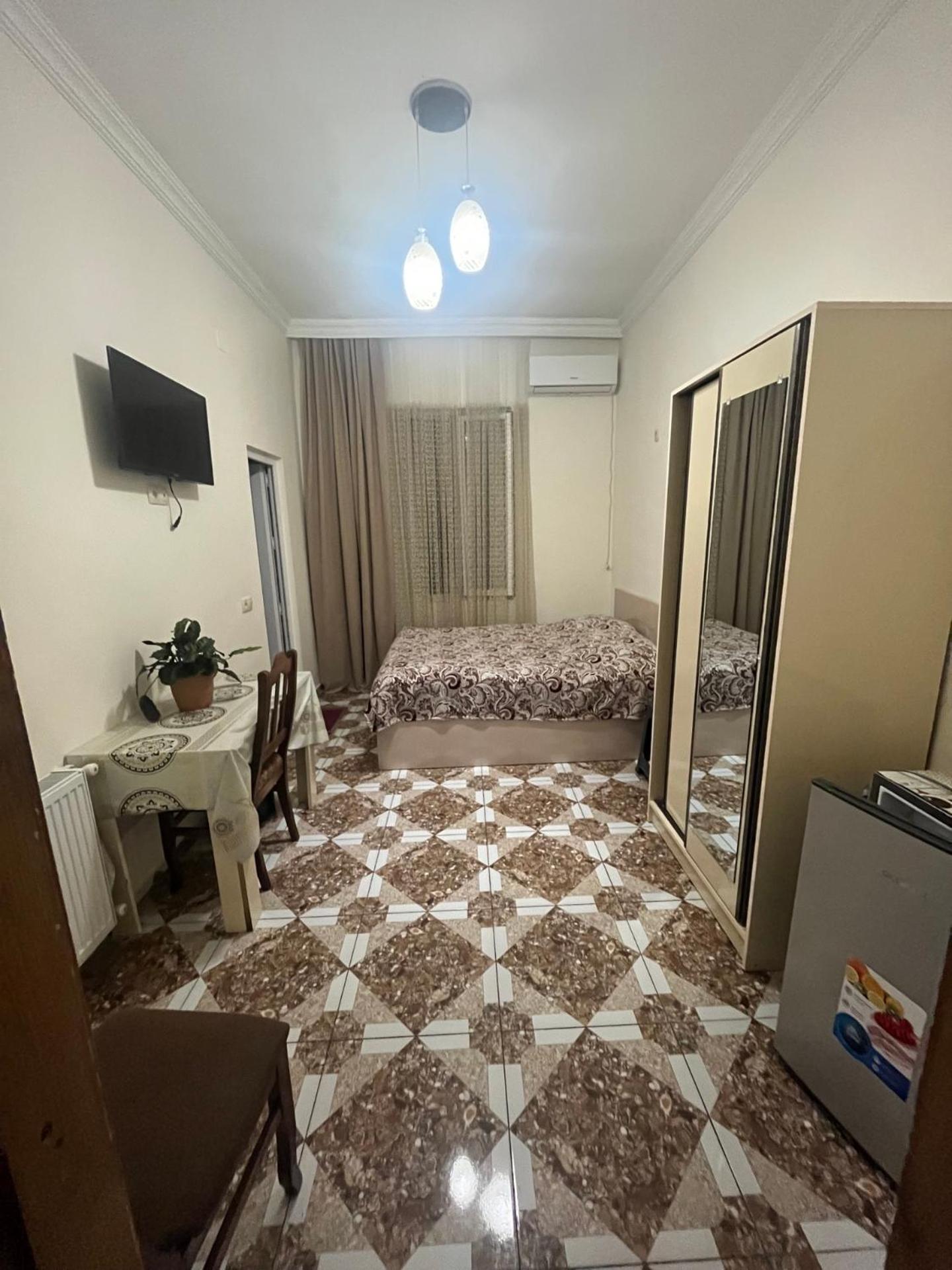 Hotel Firosmani House Kobuleti Esterno foto